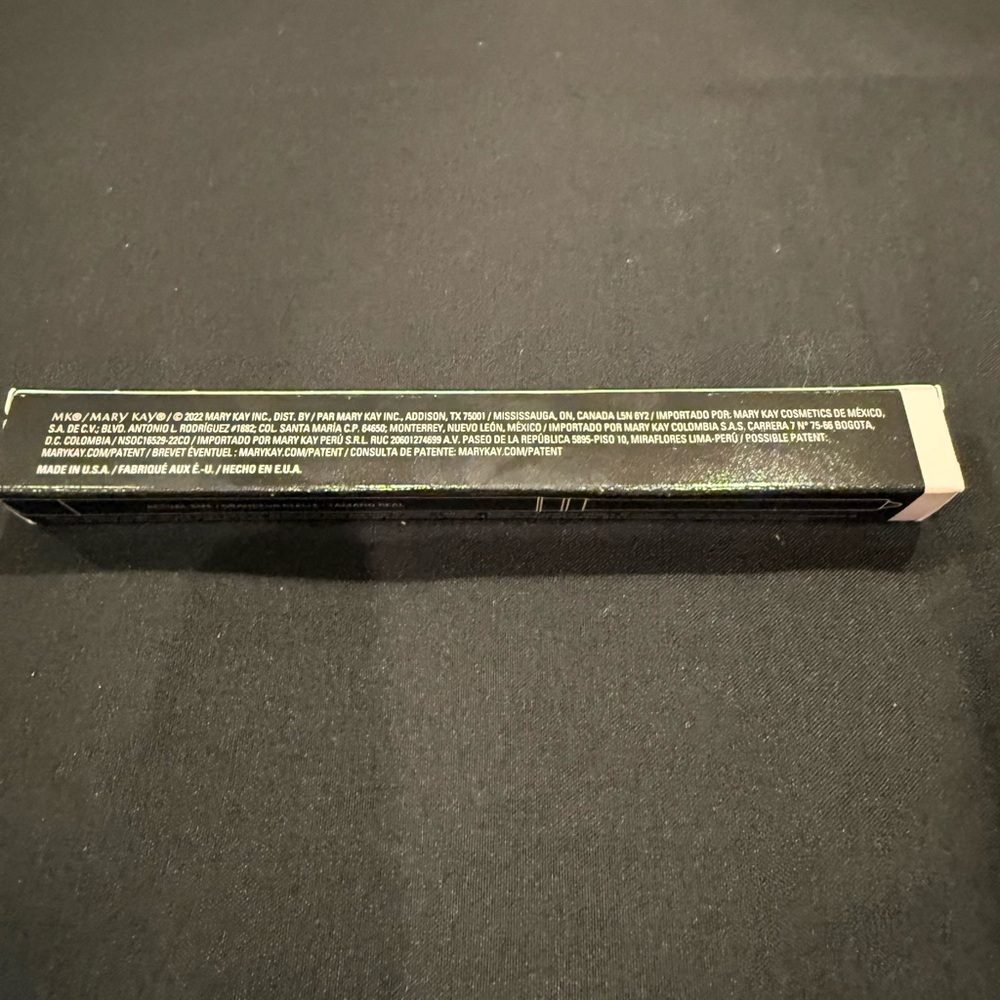 Mary Kay Waterproof Lip Liner Berry New in Box - Picture 5 of 6